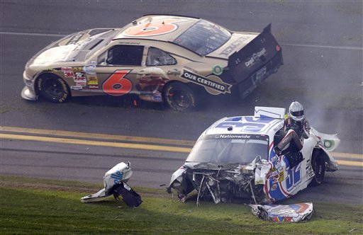 Nascar Crash 2013